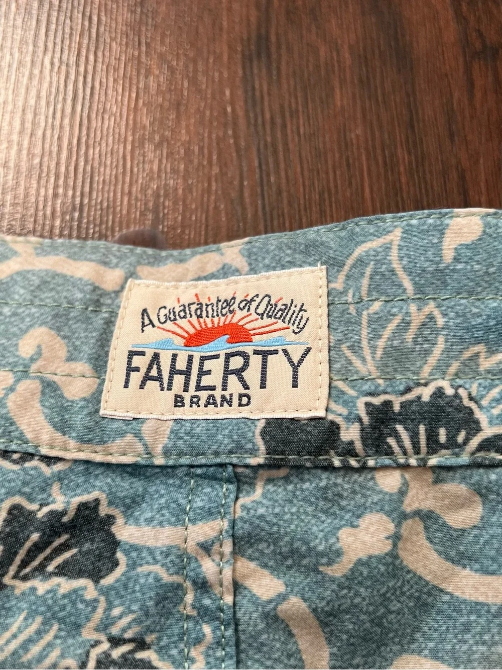 Faherty Classic Boardshorts Blue Floral Batik 31